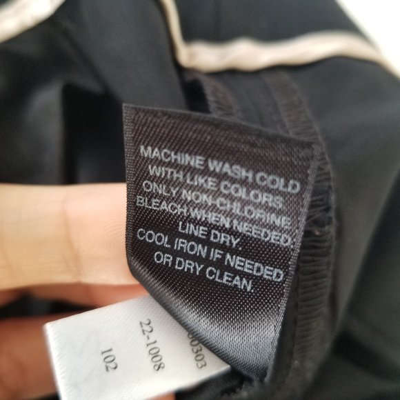 WHBM Black Comfort Stretch Slim Ankle Pant Size 2R - Picture 11 of 12